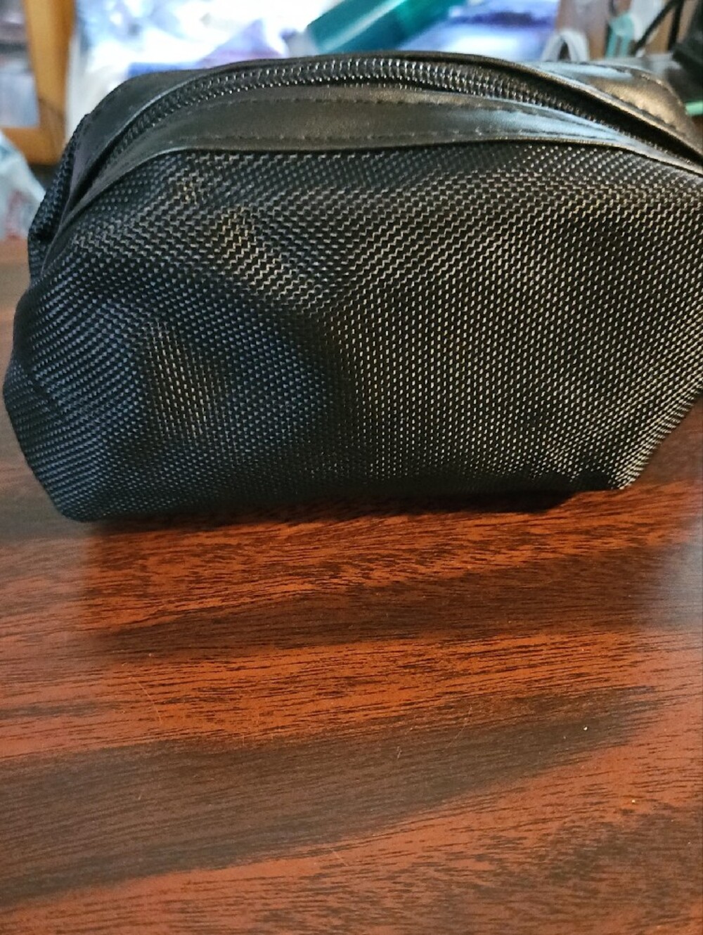 Tumi Black Men's Toiletry Kit - Picture 2 of 3